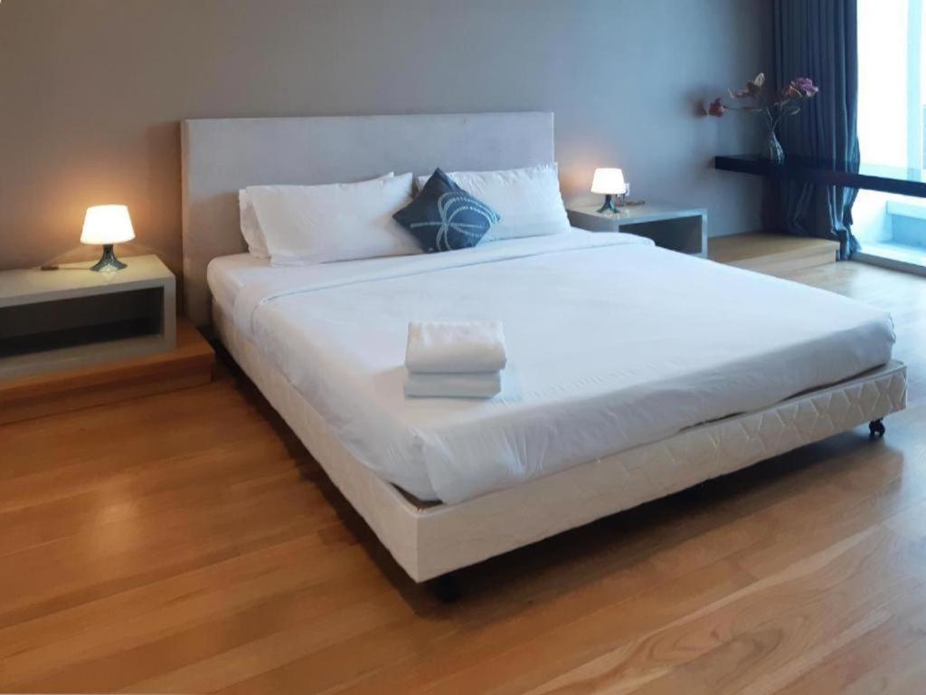 The Platinum Serviced By Faced Apartment *