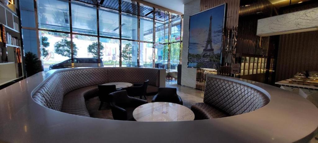 The Platinum Serviced By Faced * Kuala Lumpur